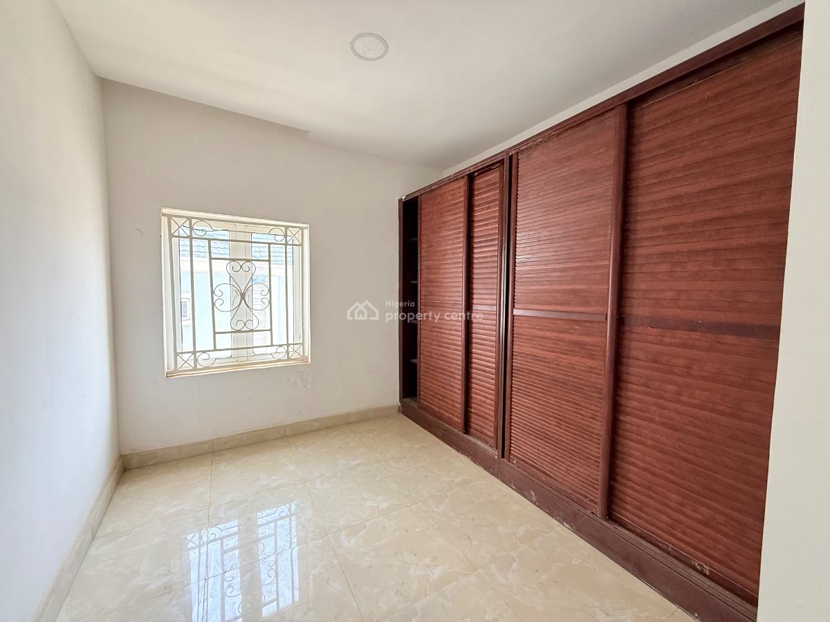 Clean 5 Bedroom Detached House, Fha, Guzape District, Abuja, Detached Duplex for Sale