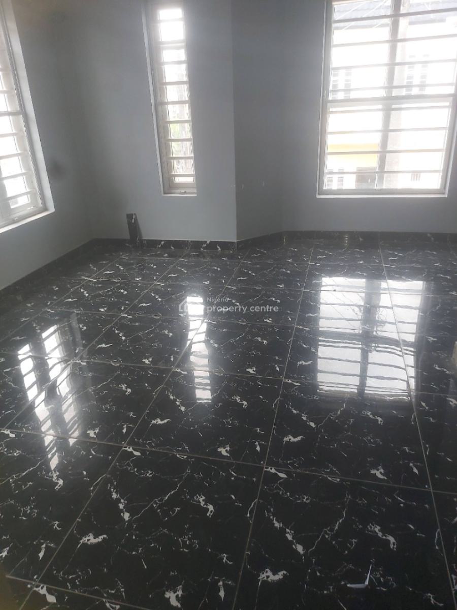 a 4 Bedrooms Fully Detached House, Ikota Villa Estate, Lekki, Lagos, Detached Duplex for Sale
