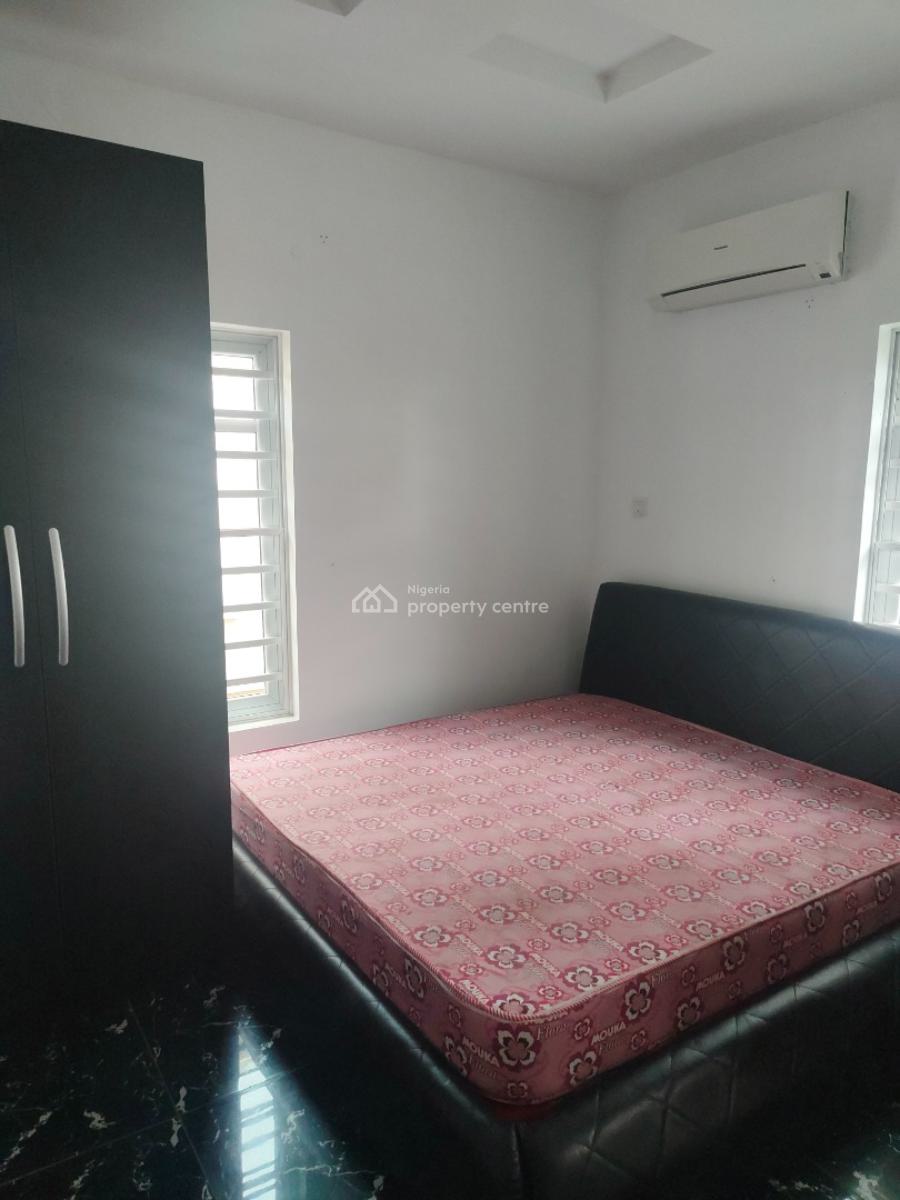 a 4 Bedrooms Fully Detached House, Ikota Villa Estate, Lekki, Lagos, Detached Duplex for Sale