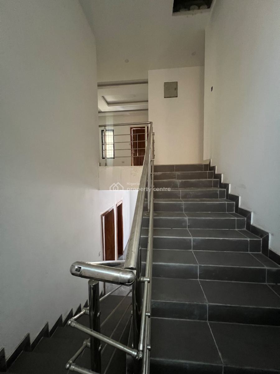 Spacious Five Bedrooms Detached Duplex with Bq, Lekki Phase 1, Lekki, Lagos, Detached Duplex for Sale
