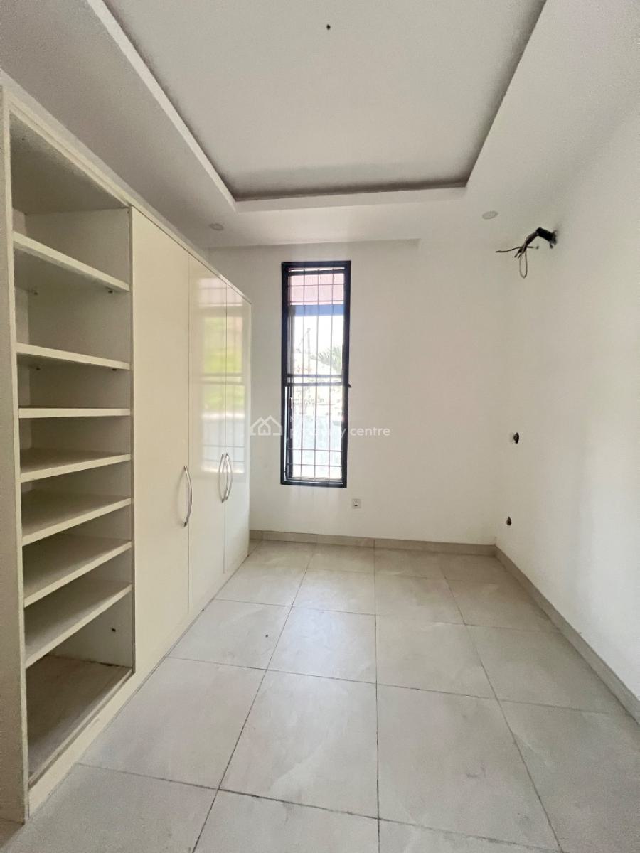 Spacious Five Bedrooms Detached Duplex with Bq, Lekki Phase 1, Lekki, Lagos, Detached Duplex for Sale