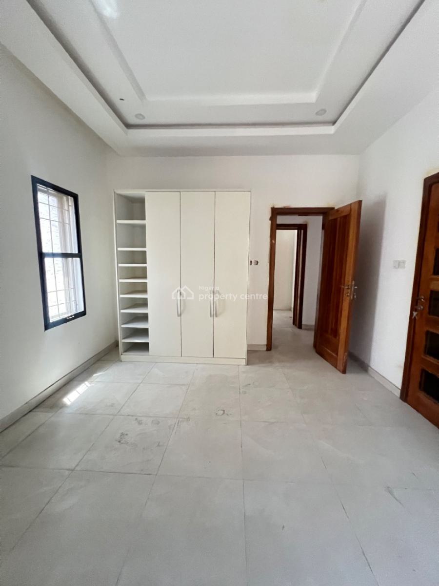 Spacious Five Bedrooms Detached Duplex with Bq, Lekki Phase 1, Lekki, Lagos, Detached Duplex for Sale
