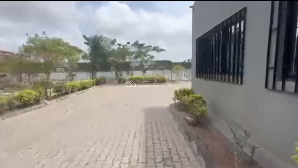 Waterfront: Fenced and Gated Bareland, Ozumba Mbadiwe, Victoria Island (vi), Lagos, Mixed-use Land for Sale