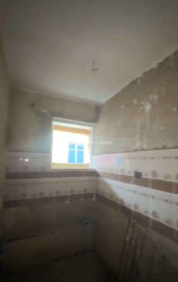 Newly Renovated, Decent Spacious 2 Bedroom Flats, Off Awoyokun, Onipanu, Shomolu, Lagos, Flat / Apartment for Rent