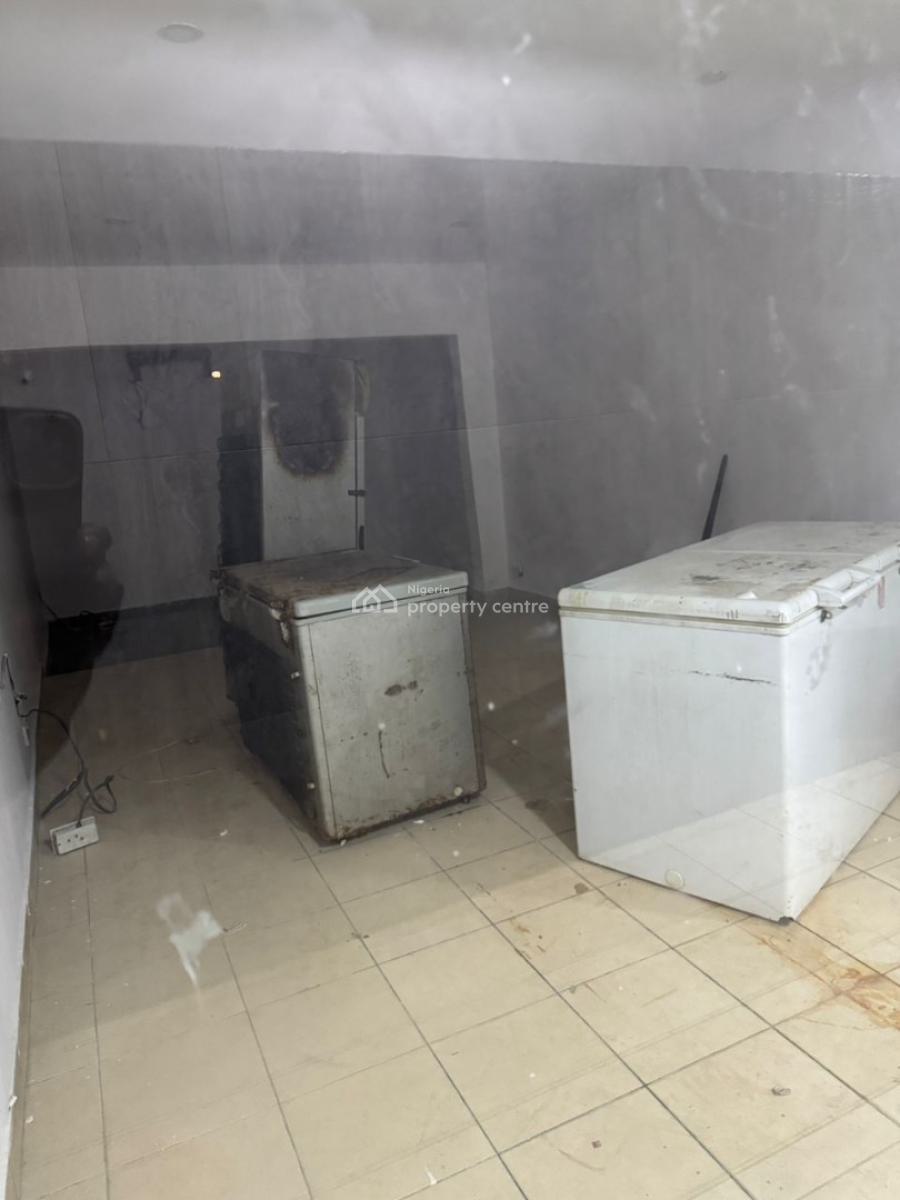 Nice Shop Spaces, Victoria Island (vi), Lagos, Shop for Rent