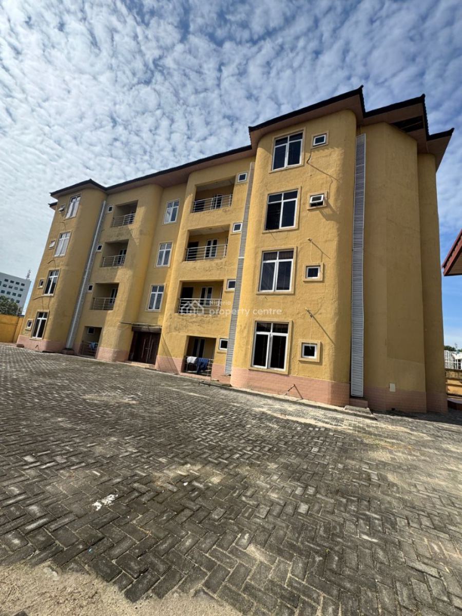 8 Units  of 3 Bedrooms with  B/q, Victoria Island (vi), Lagos, Flat / Apartment for Sale