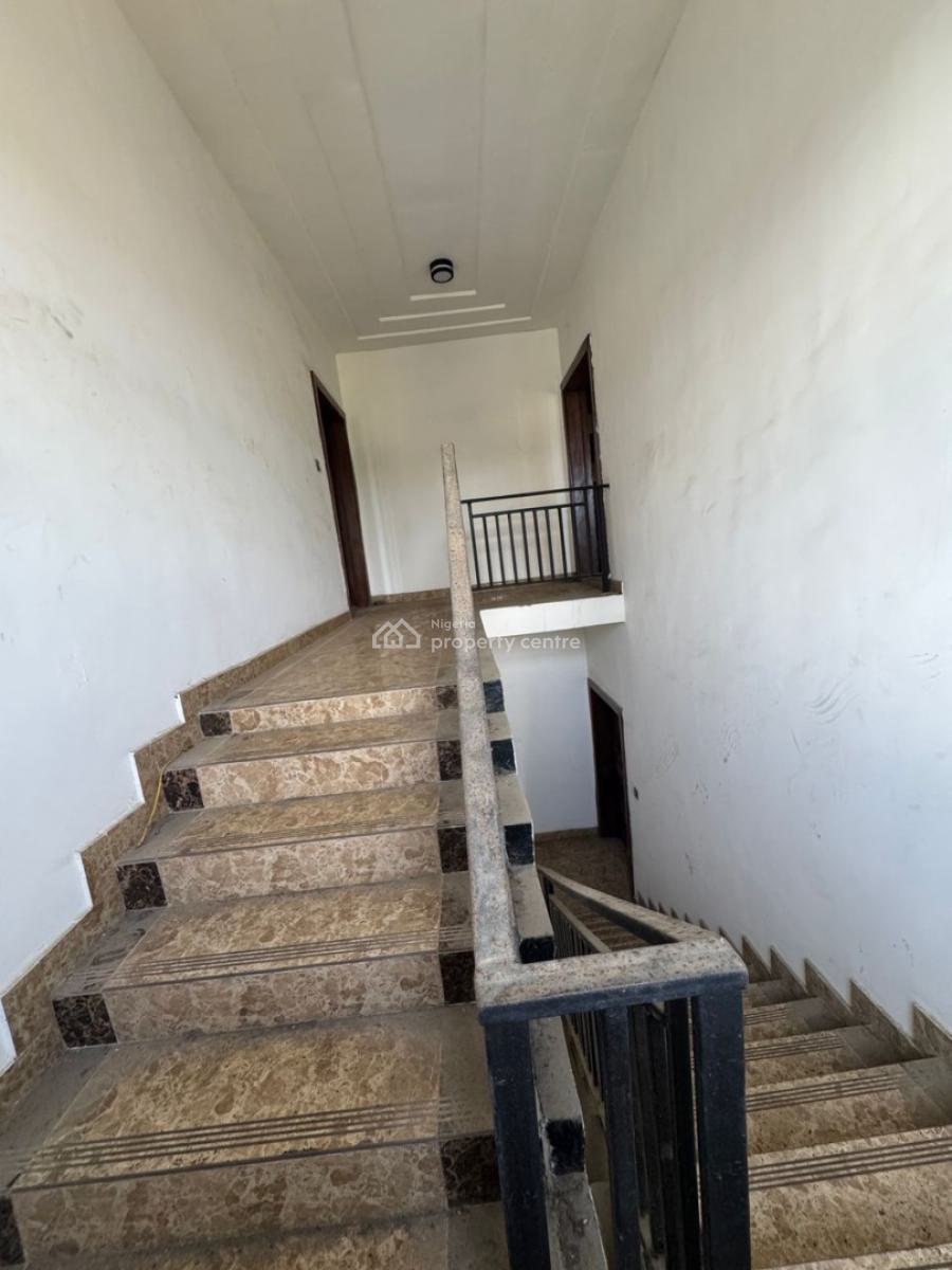 8 Units  of 3 Bedrooms with  B/q, Victoria Island (vi), Lagos, Flat / Apartment for Sale