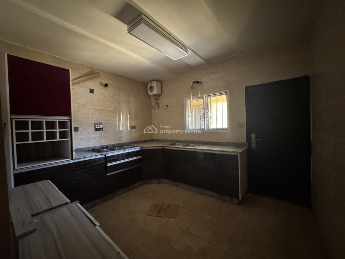 8 Units  of 3 Bedrooms with  B/q, Victoria Island (vi), Lagos, Flat / Apartment for Sale