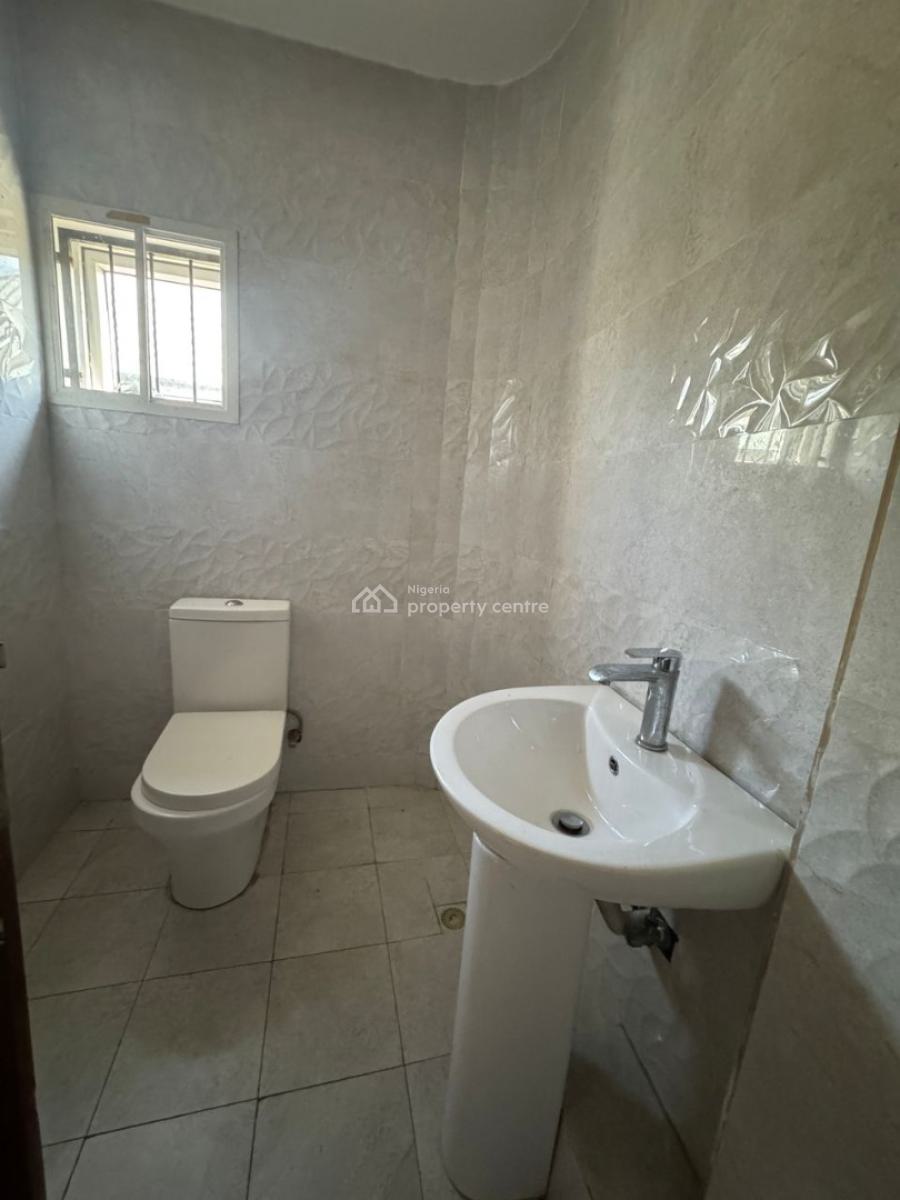 8 Units  of 3 Bedrooms with  B/q, Victoria Island (vi), Lagos, Flat / Apartment for Sale