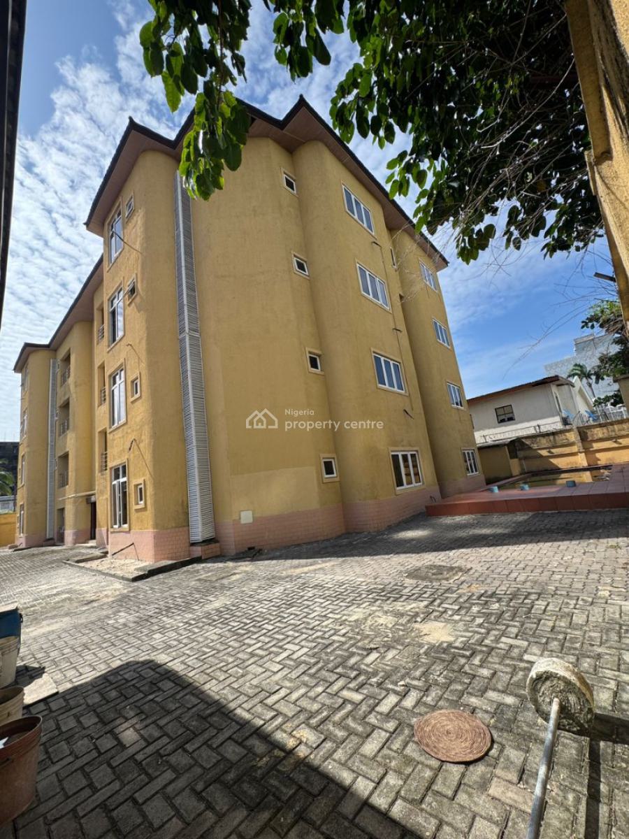 8 Units  of 3 Bedrooms with  B/q, Victoria Island (vi), Lagos, Flat / Apartment for Sale