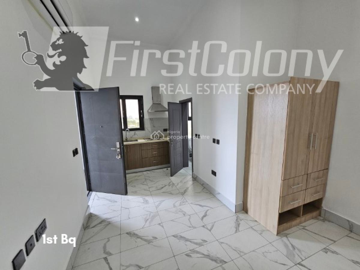 Well-maintained Ample 5 Bedroom Maisonette with Great Facilities, Old Ikoyi, Ikoyi, Lagos, Flat / Apartment for Rent