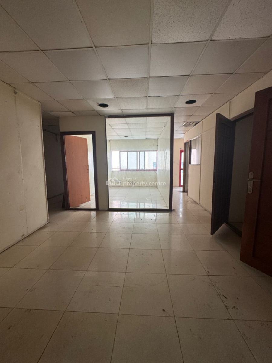 1,000sqm Office Space, Adeyemo Alakija, Victoria Island (vi), Lagos, Office Space for Rent