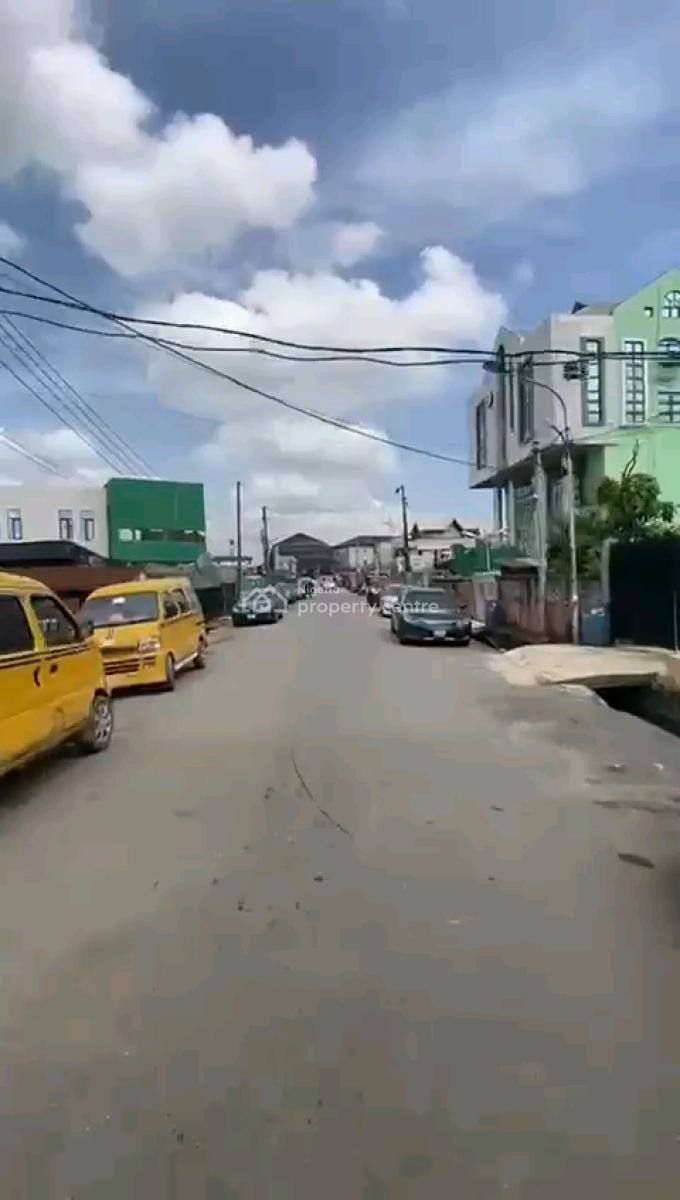 a Demolish Able Bungalow Measuring 700sqm, Ora Ekpen, General Hospital Axis, Gbagada, Lagos, Mixed-use Land for Sale