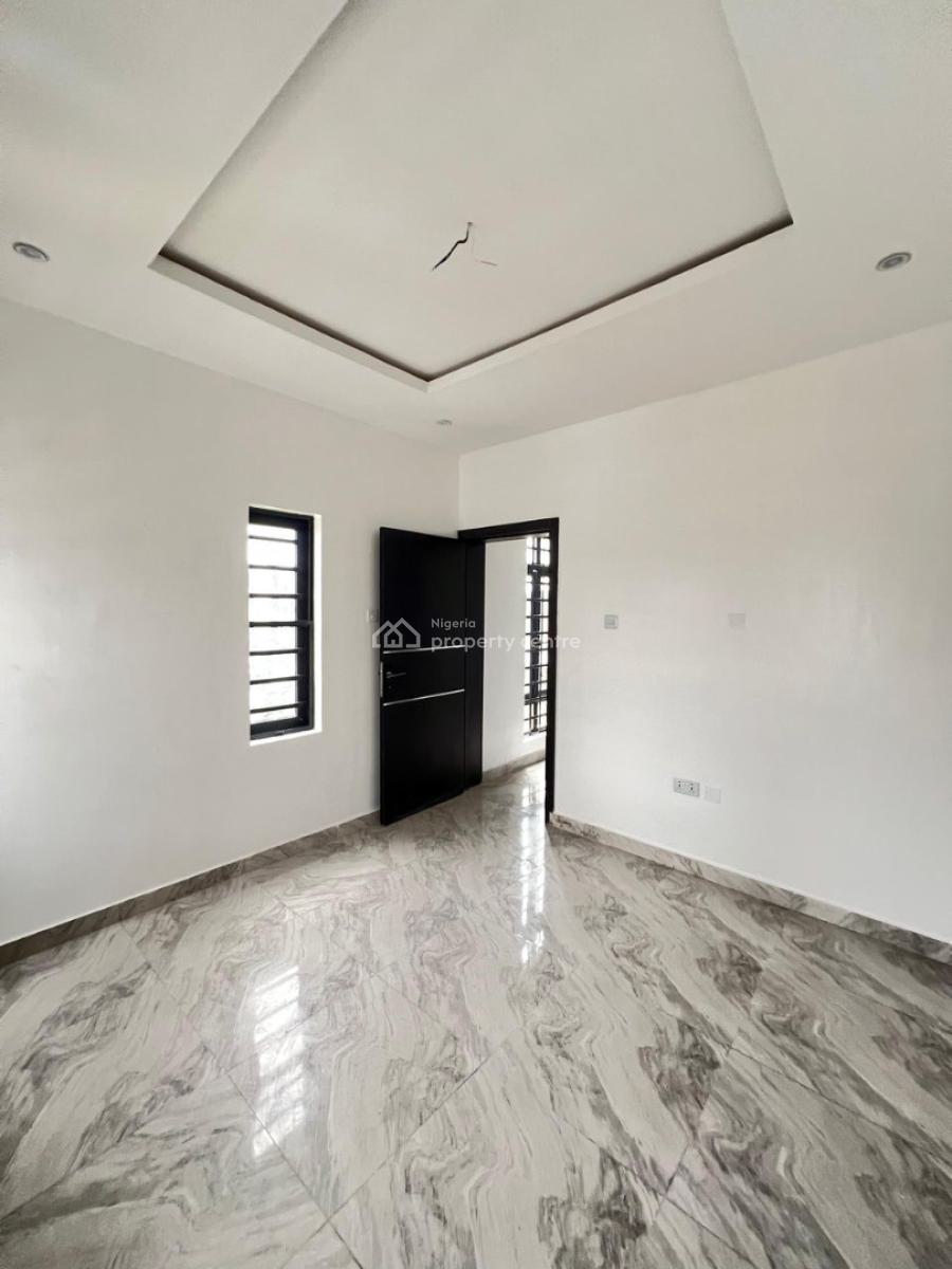 2 Bedroom Apartment, Ologolo, Lekki, Lagos, Flat / Apartment for Sale