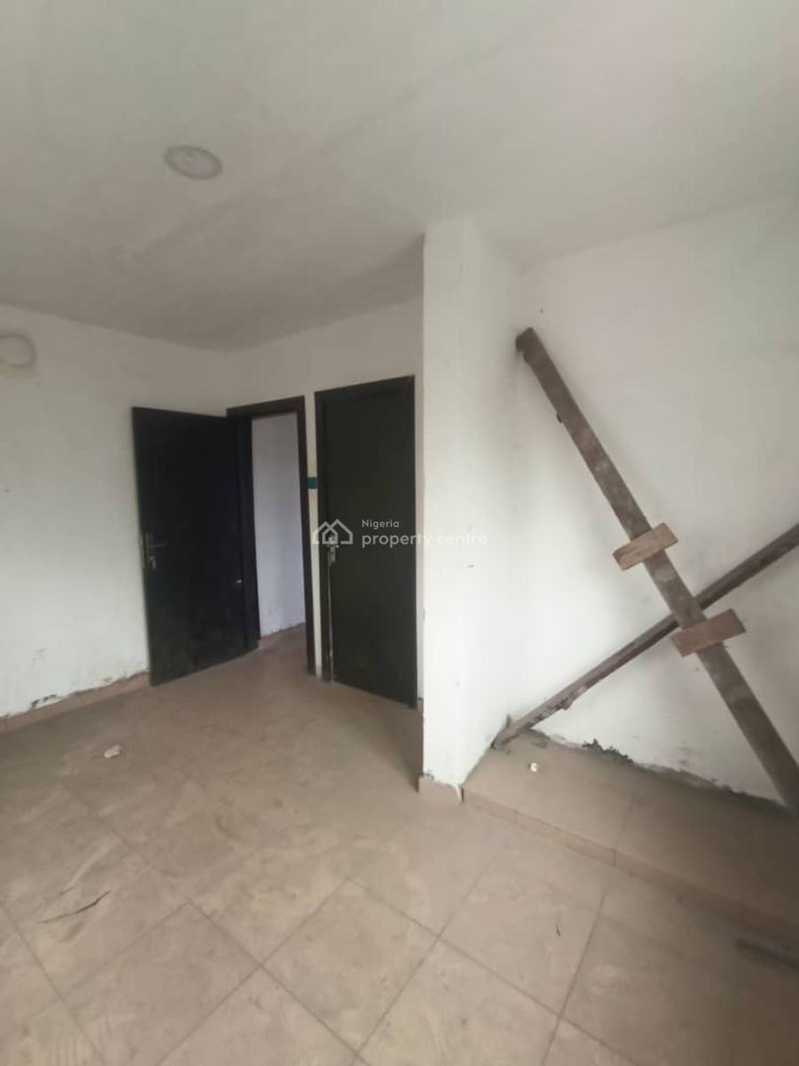 4units of Newly Renovated 3-bedroom Apartments, Ilupeju, Ilupeju, Lagos, Flat / Apartment for Rent
