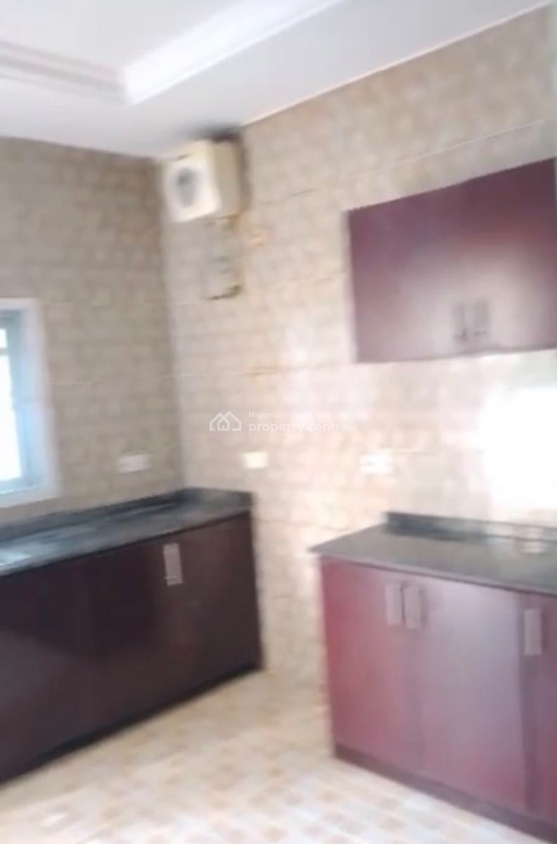 2bedroom En-suite Flat, River Park Estate, Lugbe District, Abuja, House for Rent