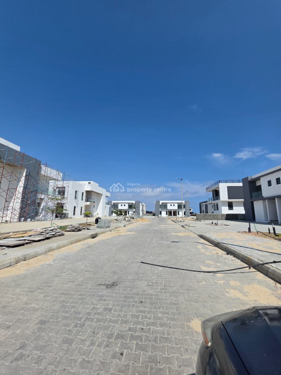 Primed 660sqm & 1020sqm in a Beautiful Estate, Maiyegun Beach Estate, Jakande, Lekki, Lagos, Residential Land for Sale