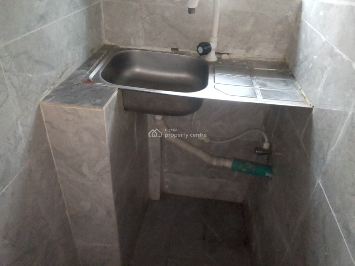 Luxury Selfcon with Excellent Features, Rovers Estate Rd, Ogombo, Ajah, Lagos, Self Contain (single Rooms) for Rent