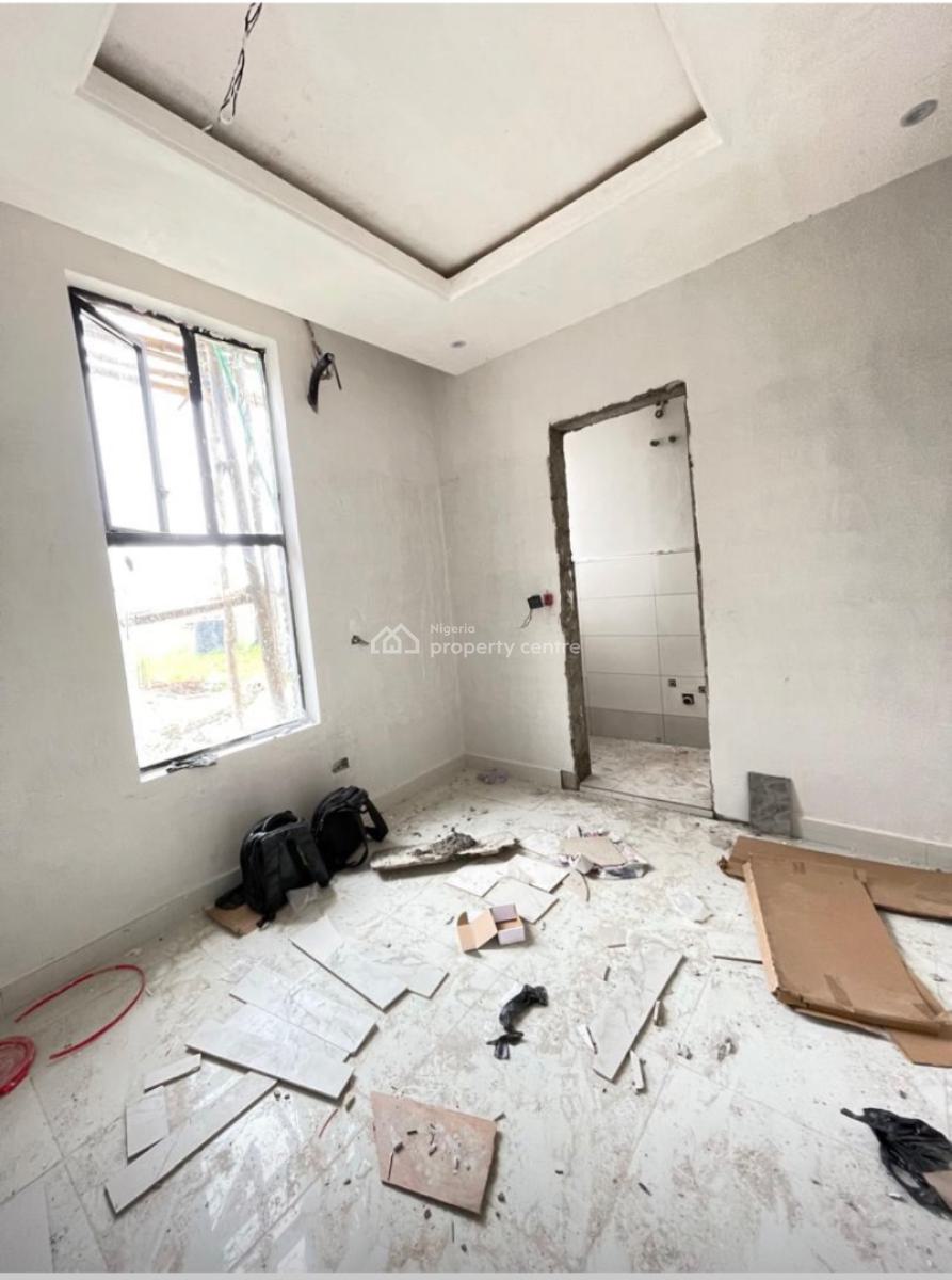 Brand New 2bedroom Maisonette Apartment., Lekki Phase 1, Lekki Phase 1, Lekki, Lagos, Block of Flats for Sale