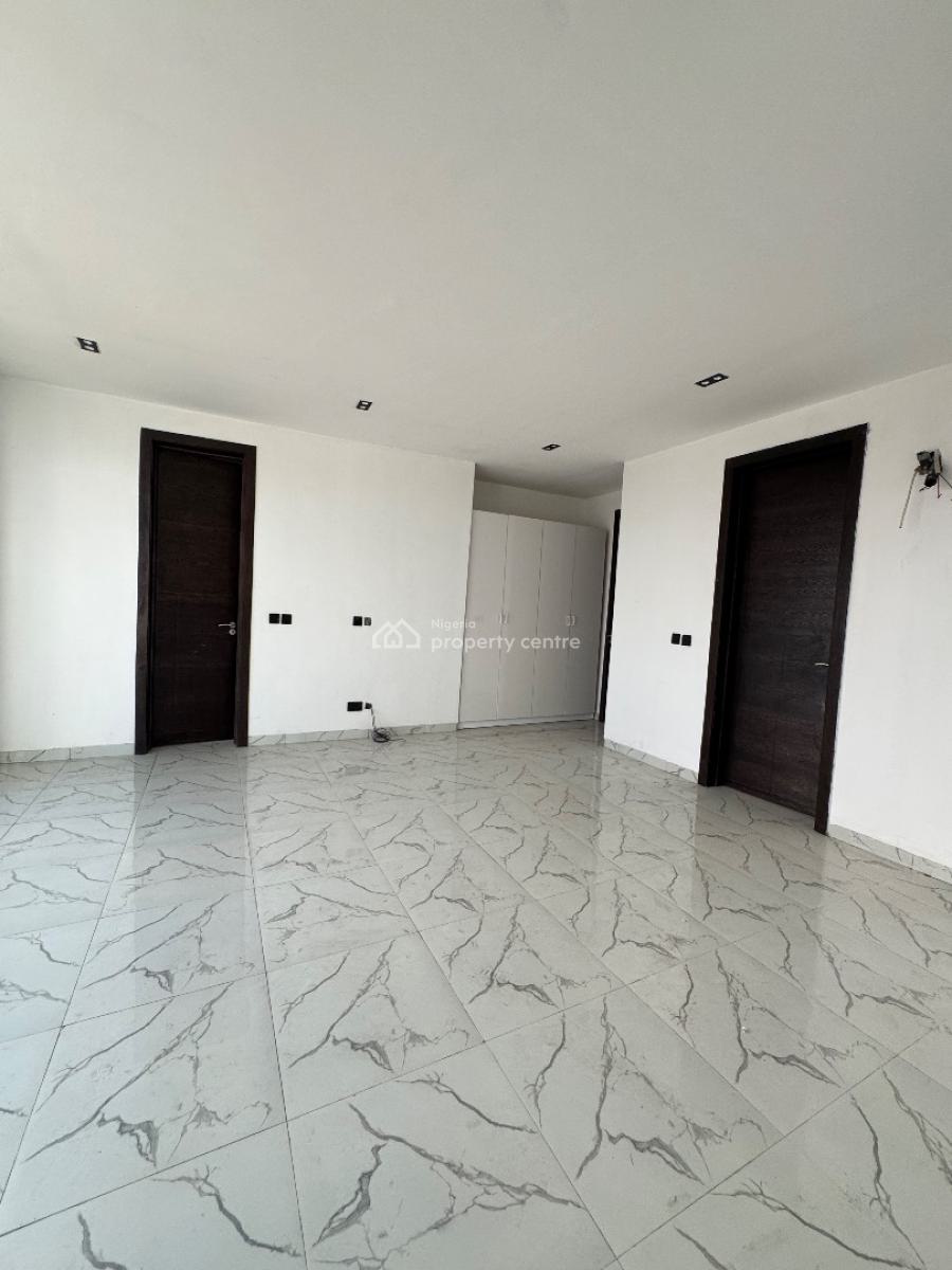 3 Bedroom Penthouse with Elevators, Lekki Phase 1, Lekki, Lagos, Flat / Apartment for Rent