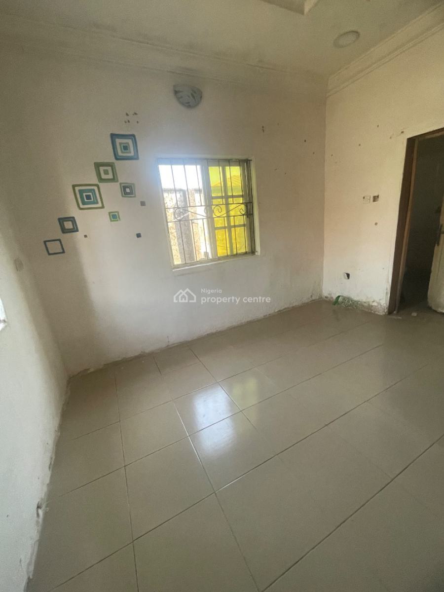 Spacious Room in a Shared Apartment with a Personal Kitchen, Okeira, Ado, Ajah, Lagos, Flat / Apartment for Rent