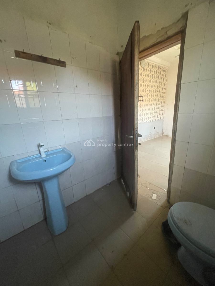 Spacious Room in a Shared Apartment with a Personal Kitchen, Okeira, Ado, Ajah, Lagos, Flat / Apartment for Rent