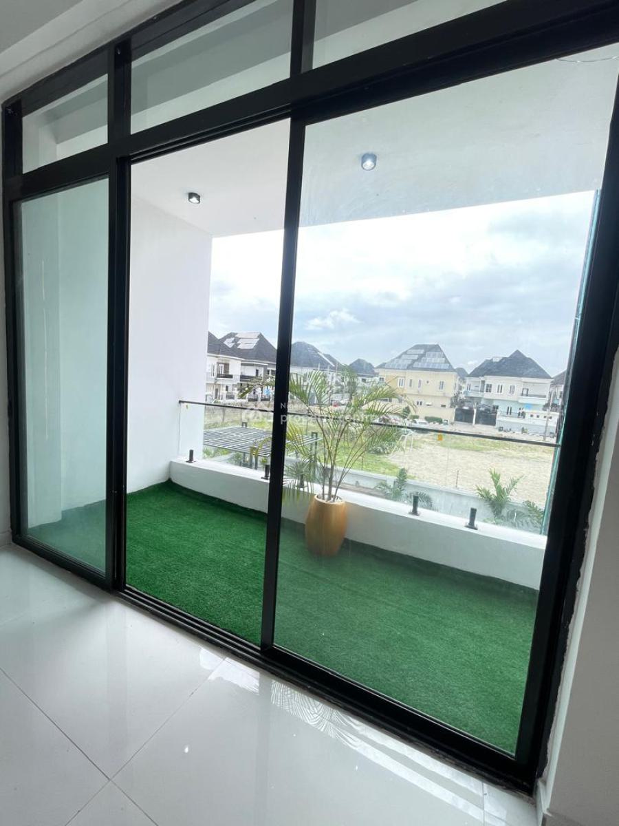 Beautifully Built 6bedroom Fully Detached Duplex with Bq, Chevron, Lekki, Lagos, Detached Duplex for Sale