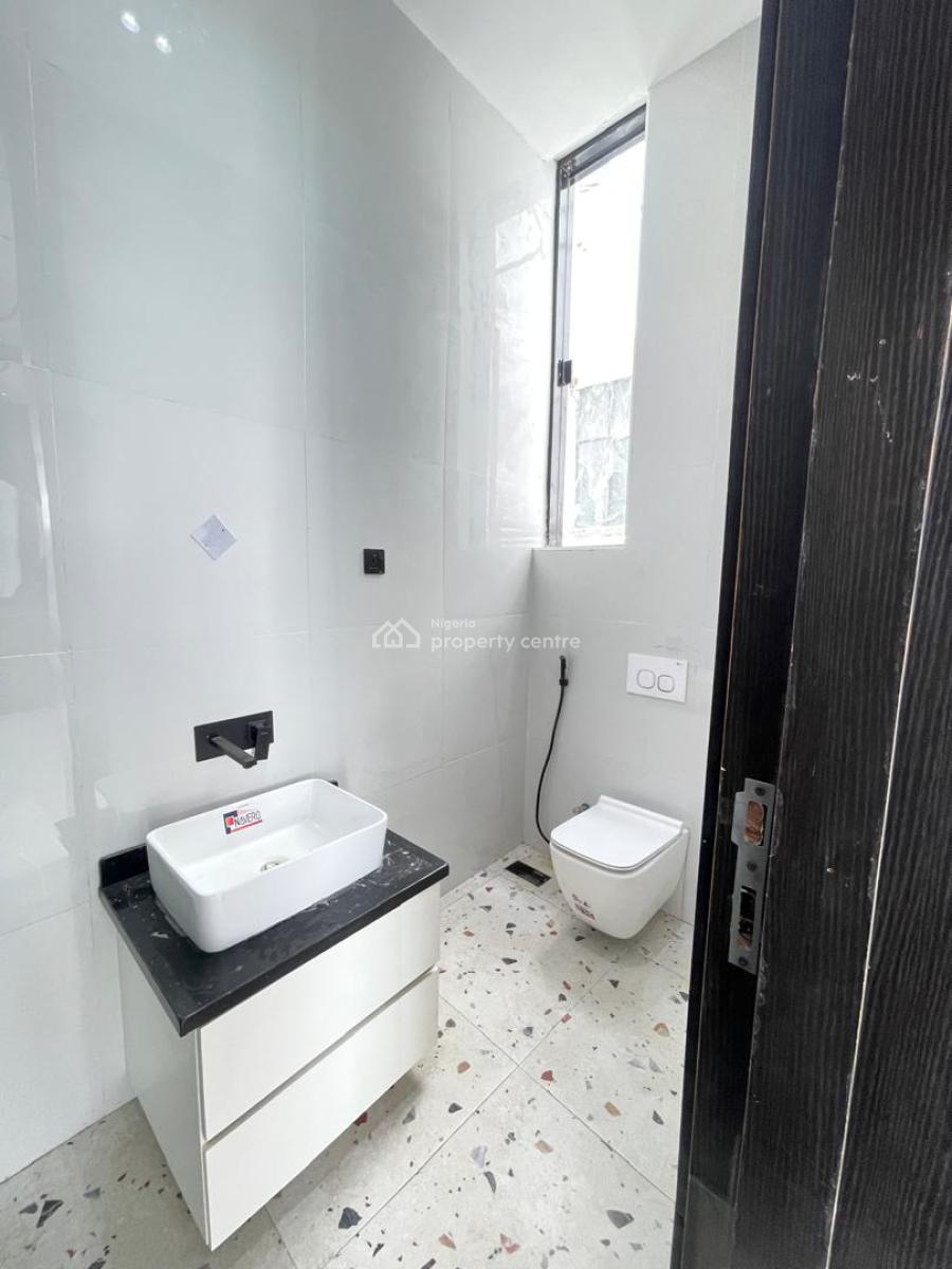 Beautifully Built 6bedroom Fully Detached Duplex with Bq, Chevron, Lekki, Lagos, Detached Duplex for Sale