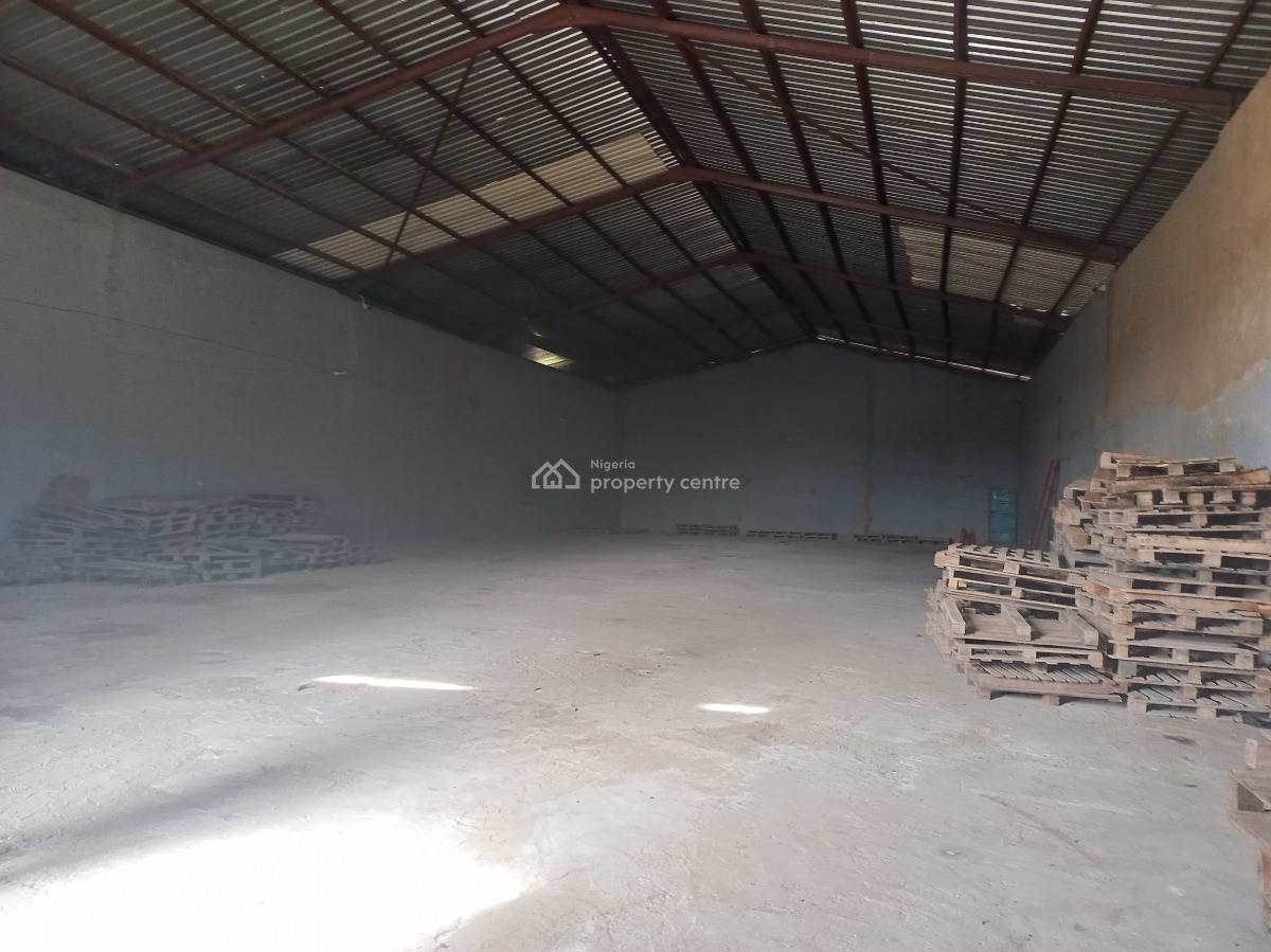 Large Warehouse of 550sqms Alone in a Compound, Dei-dei, Abuja, Warehouse for Rent