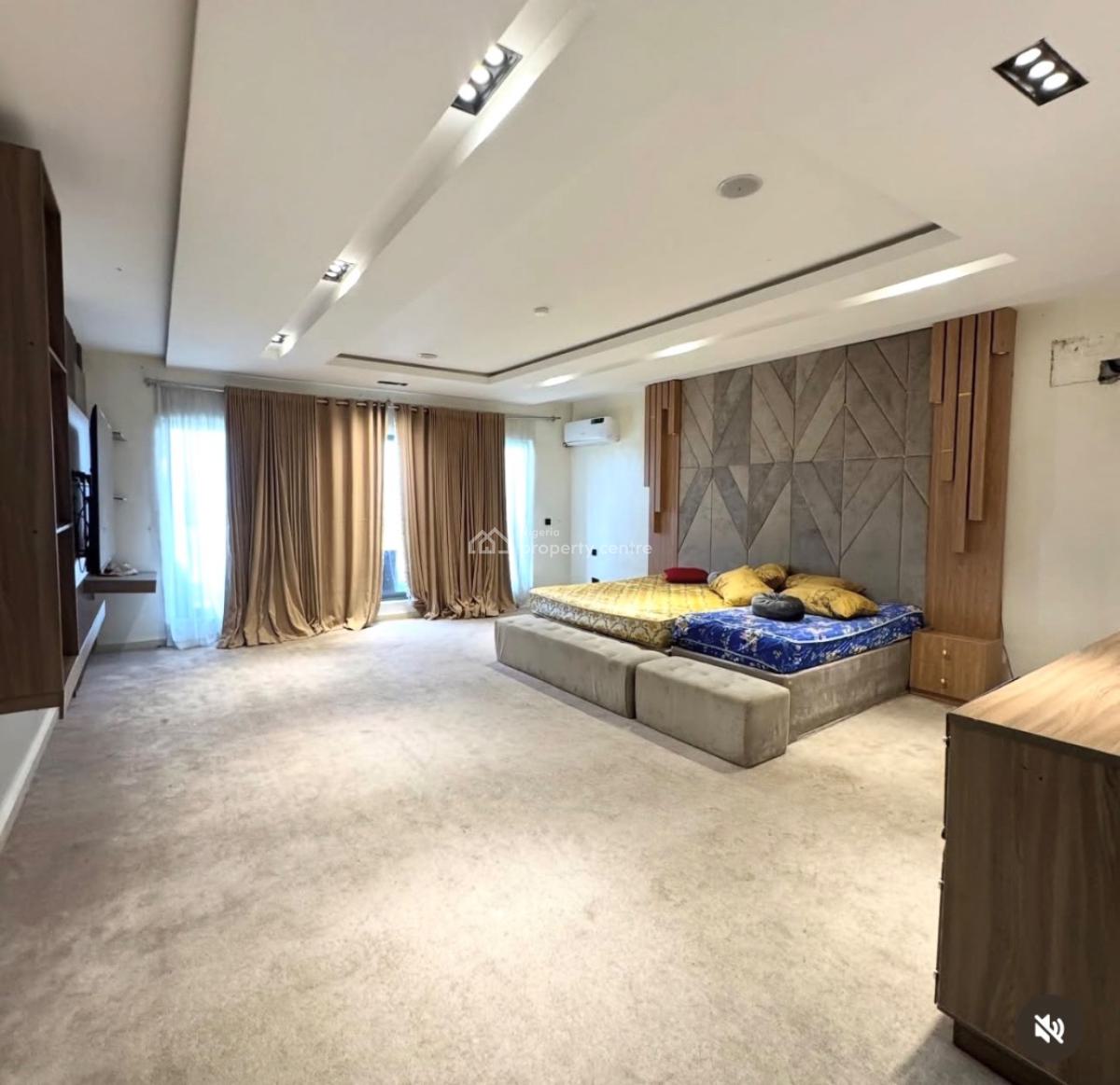 Fully Furnished 4 Bedroom Penthouse, Lekki Phase 1, Lekki, Lagos, Flat / Apartment for Rent