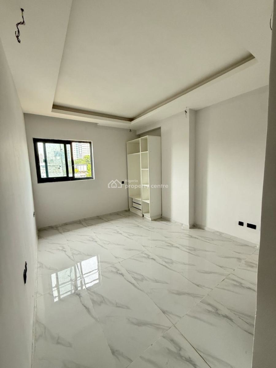 Newly Built 1, 2 and 3bedroom Apartments, Victoria Island (vi), Lagos, Flat / Apartment for Sale