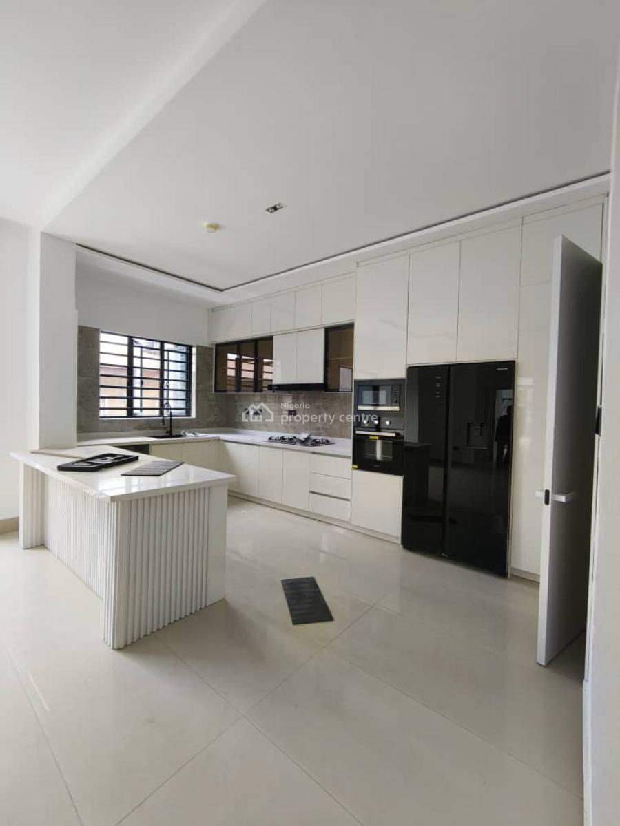 Newly Built 2bedrooms Flat, Lekki Phase1, Lekki Phase 1, Lekki, Lagos, Flat / Apartment for Sale