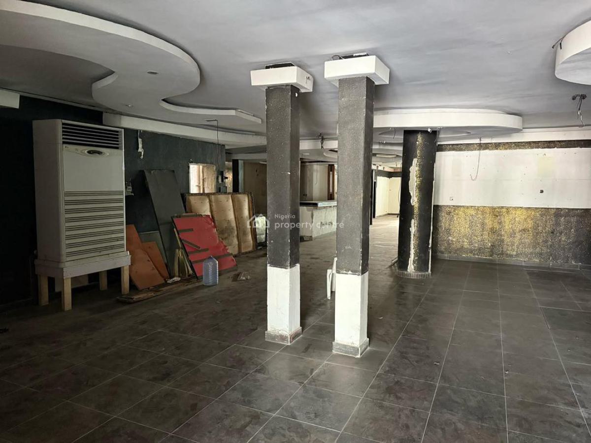 Prime Commercial Property, Victoria Island (vi), Lagos, Commercial Property for Rent