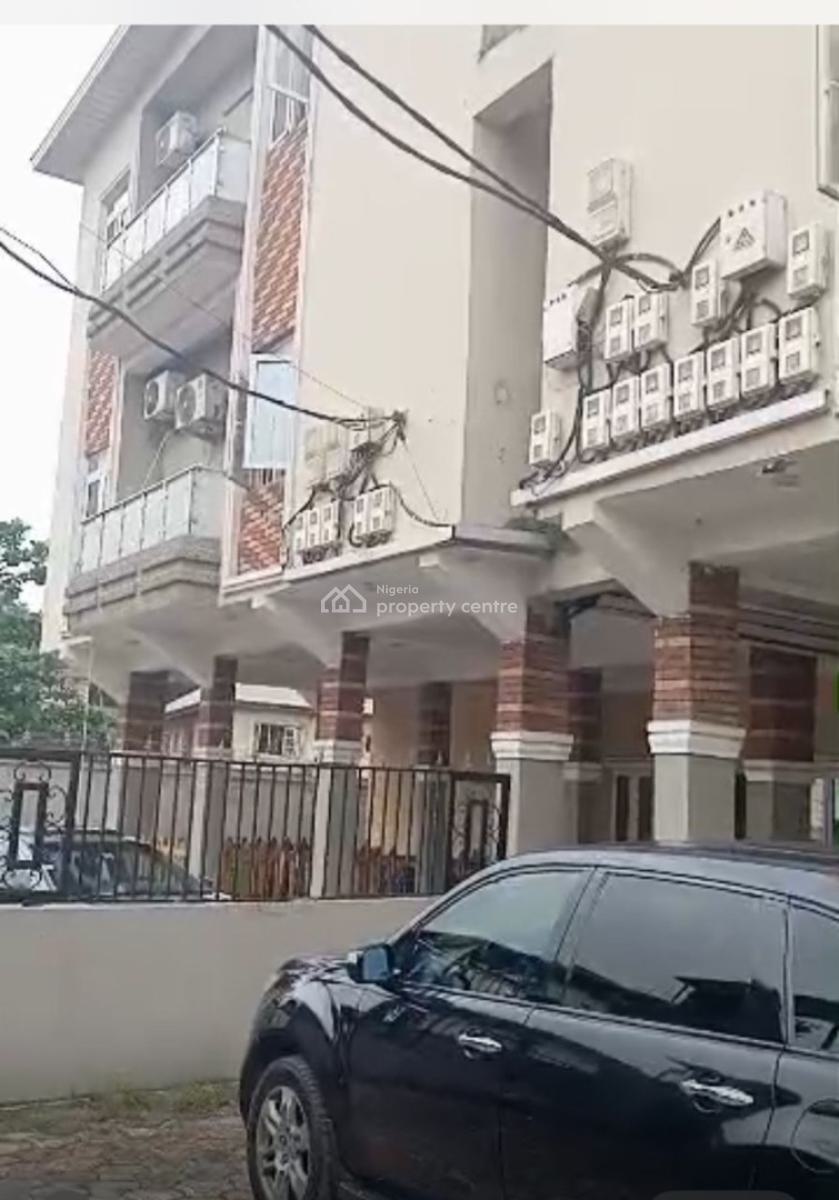Well Maintained 3 Bedroom Flat + a Room Bq, Anthony Village, Maryland, Lagos, House for Rent