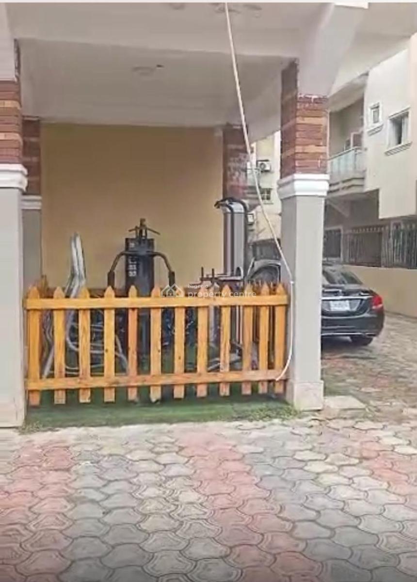 Well Maintained 3 Bedroom Flat + a Room Bq, Anthony Village, Maryland, Lagos, House for Rent