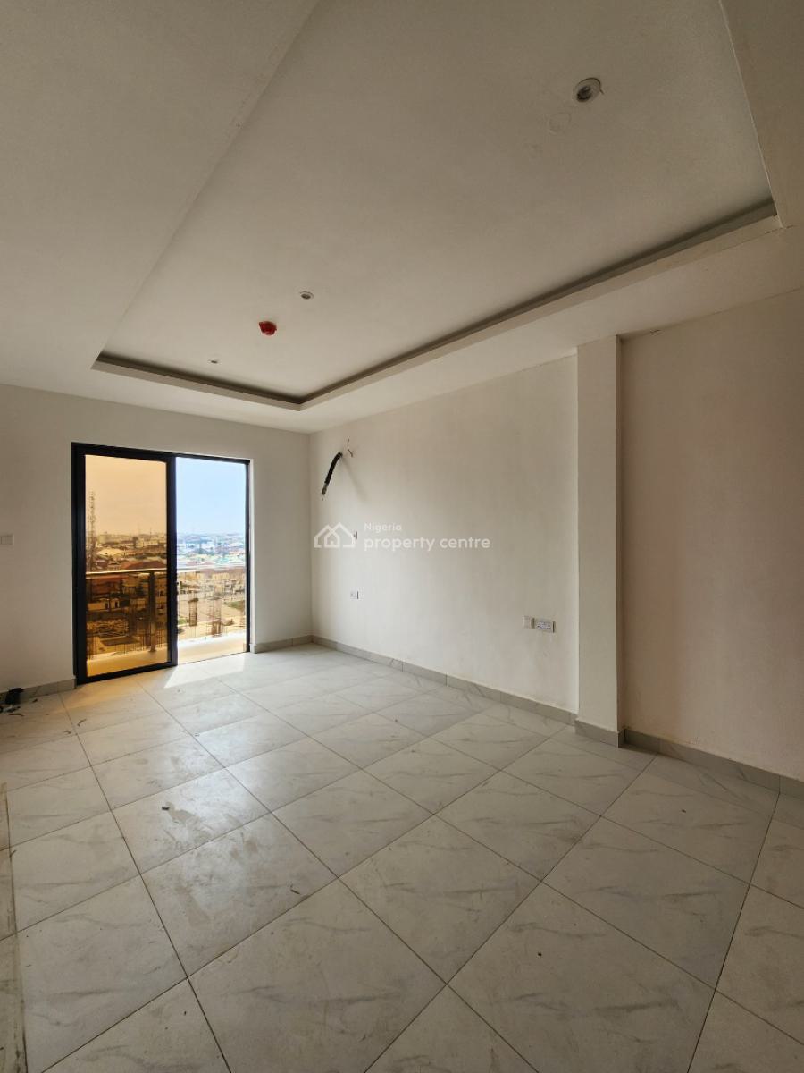 Luxury 3 Bedroom Apartment with a Bq, Pool, Gym, Lekki Phase 1, Lekki, Lagos, Flat / Apartment for Sale