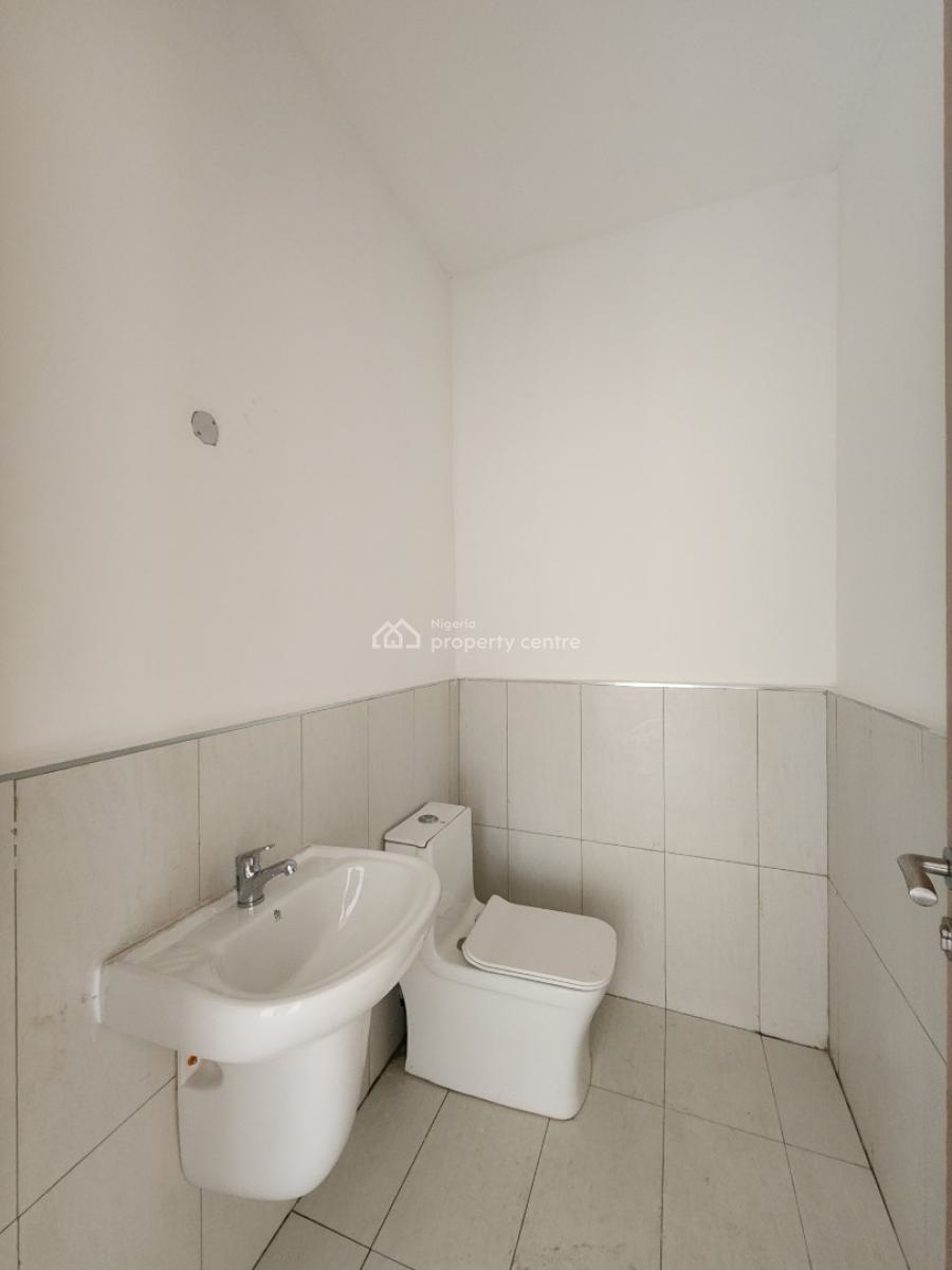 Luxury 3 Bedroom Apartment with a Bq, Pool, Gym, Lekki Phase 1, Lekki, Lagos, Flat / Apartment for Sale