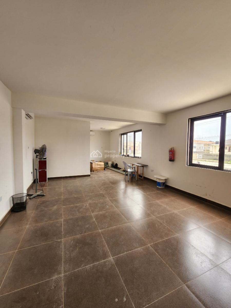 Luxury 3 Bedroom Apartment with a Bq, Pool, Gym, Lekki Phase 1, Lekki, Lagos, Flat / Apartment for Sale