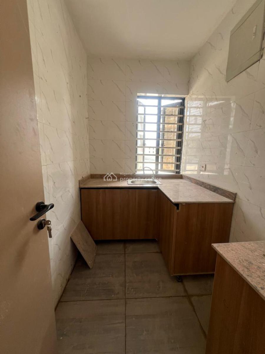 Standard 2 Bedroom Apartment, Life Camp, Abuja, Flat / Apartment for Sale