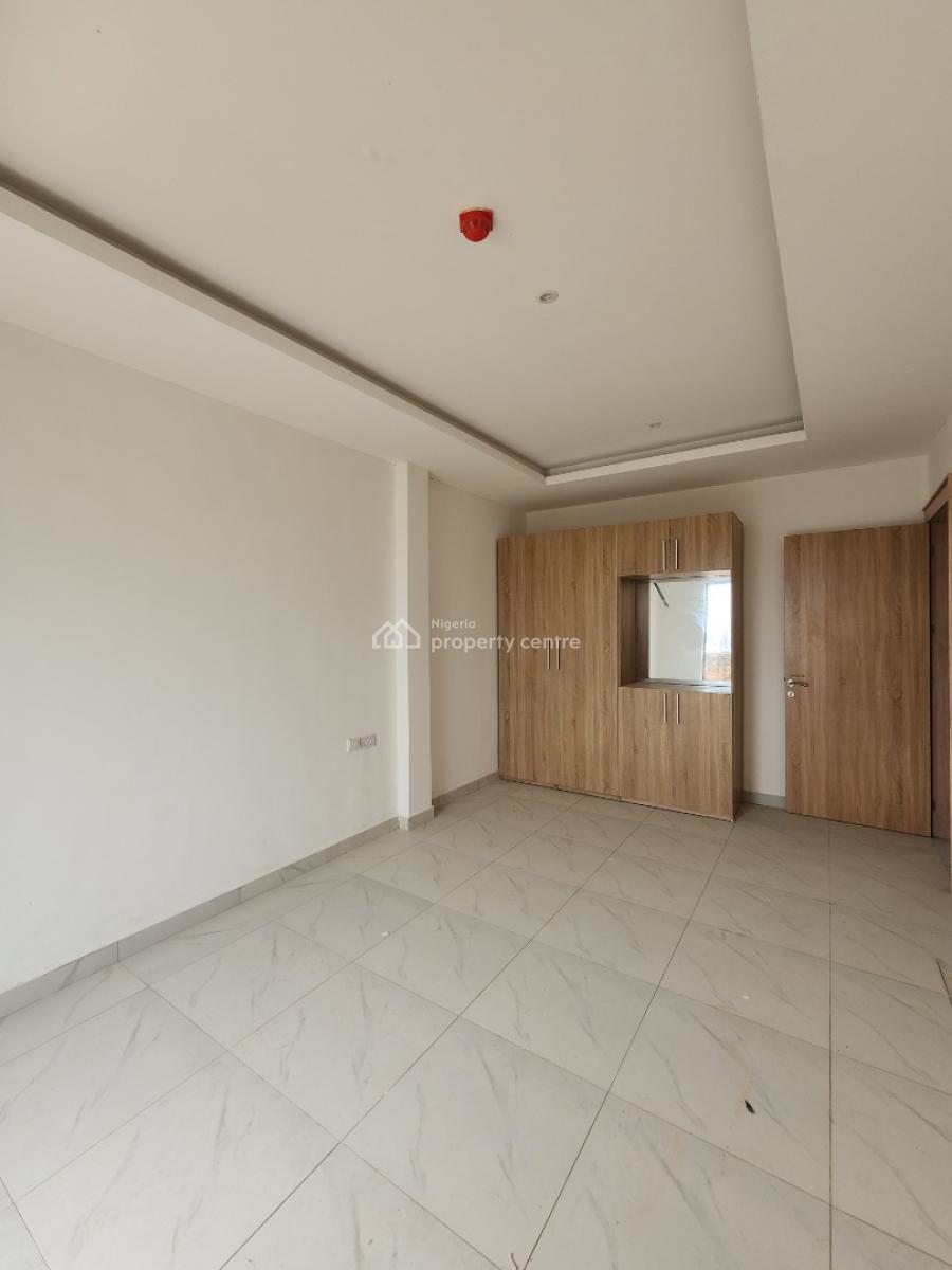 Amazing 2 Bedroom Serviced Apartment with Bq, Pool, Gym, Lekki Phase 1, Lekki, Lagos, Flat / Apartment for Sale
