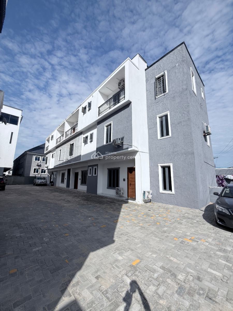 Stylish 5-bedroom Terrace Duplex, Ologolo, Lekki, Lagos, Terraced Duplex for Sale
