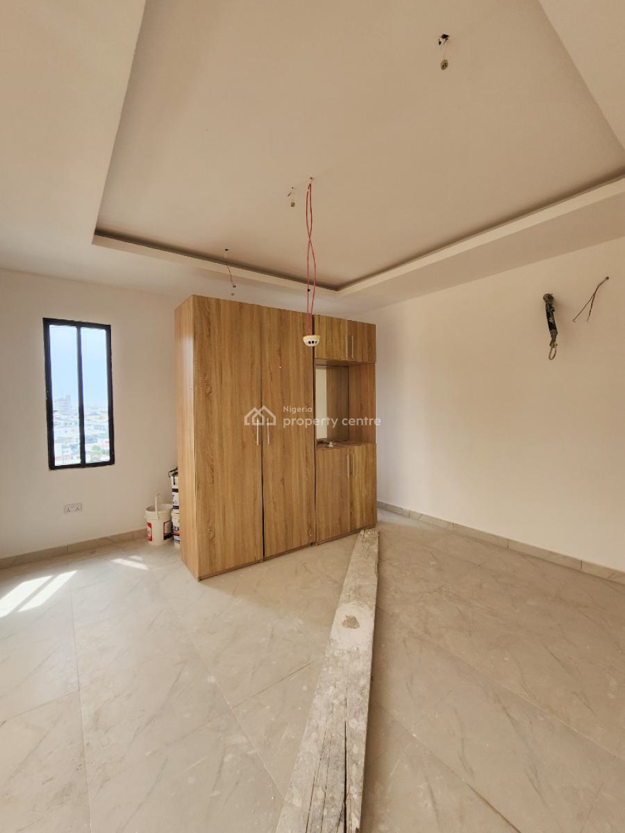 Fully Serviced 2 Bedroom Apartment with Bq, Lekki Phase 1, Lekki, Lagos, Flat / Apartment for Rent