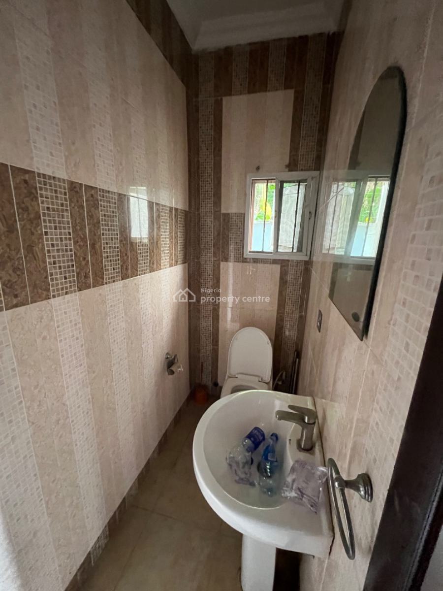 Luxury Beautiful Spacious Parlor Space in a Shared Apartment, Mobil Road Ilaje, Ajah, Lagos, Self Contain (single Rooms) for Rent