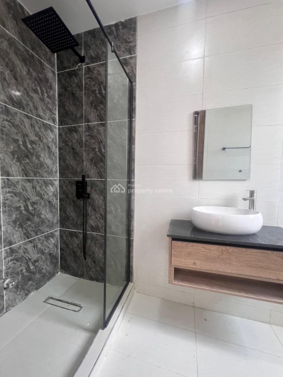 Newly Built Luxurious 2 Bedroom Apartments Available, Ilasan, Lekki, Lagos, Flat / Apartment for Sale