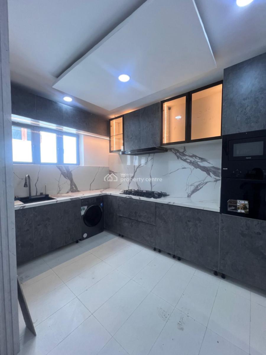Newly Built Luxurious 2 Bedroom Apartments Available, Ilasan, Lekki, Lagos, Flat / Apartment for Sale