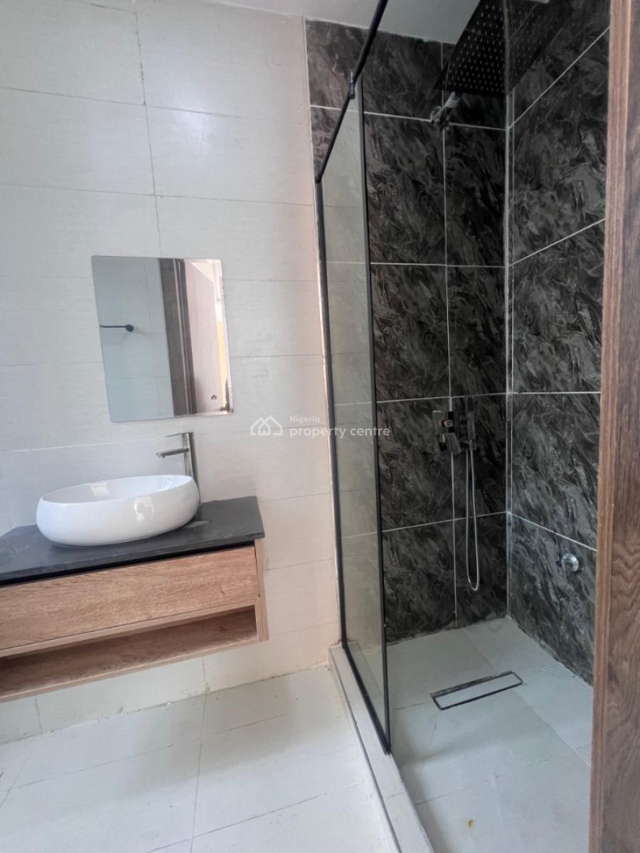 Newly Built Luxurious 2 Bedroom Apartments Available, Ilasan, Lekki, Lagos, Flat / Apartment for Sale