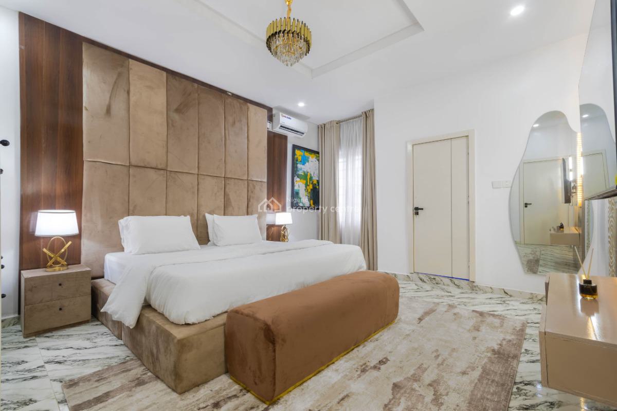 Luxury 3 Bedroom Apartment with Swimming Pool, Meadow Hall Way, Ikate, Lekki Phase 1, Lekki, Lagos, Flat / Apartment Short Let
