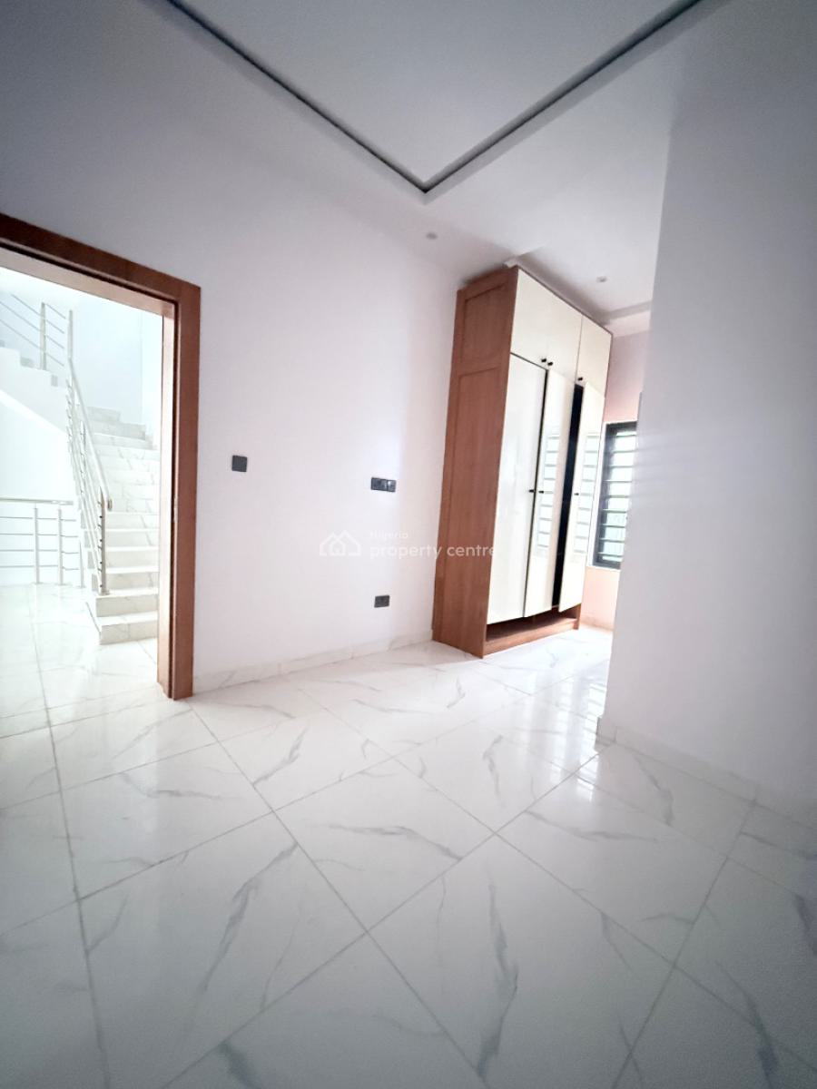 Contemporary 5-bedroom Semi-detached Duplex, Ologolo, Lekki, Lagos, Semi-detached Duplex for Sale