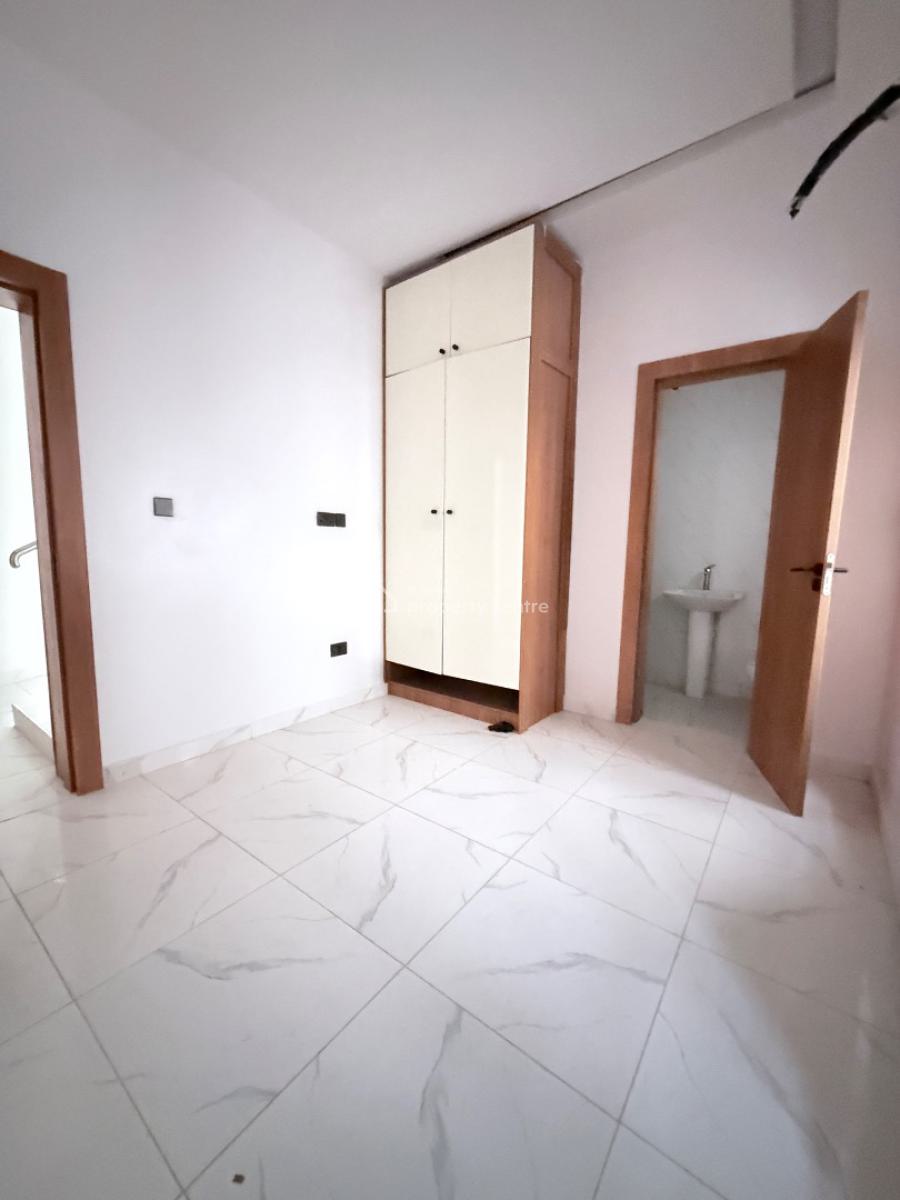 Contemporary 5-bedroom Semi-detached Duplex, Ologolo, Lekki, Lagos, Semi-detached Duplex for Sale