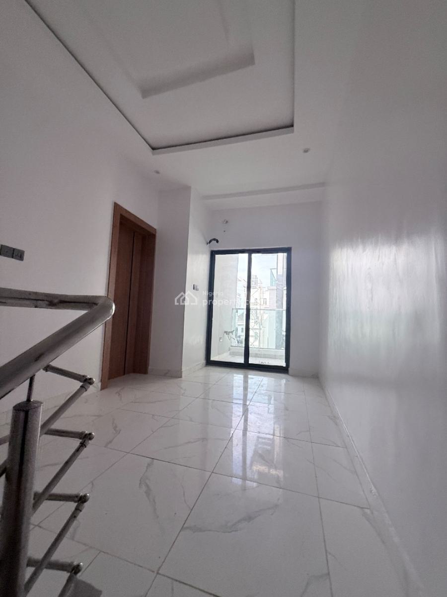 Contemporary 5-bedroom Semi-detached Duplex, Ologolo, Lekki, Lagos, Semi-detached Duplex for Sale